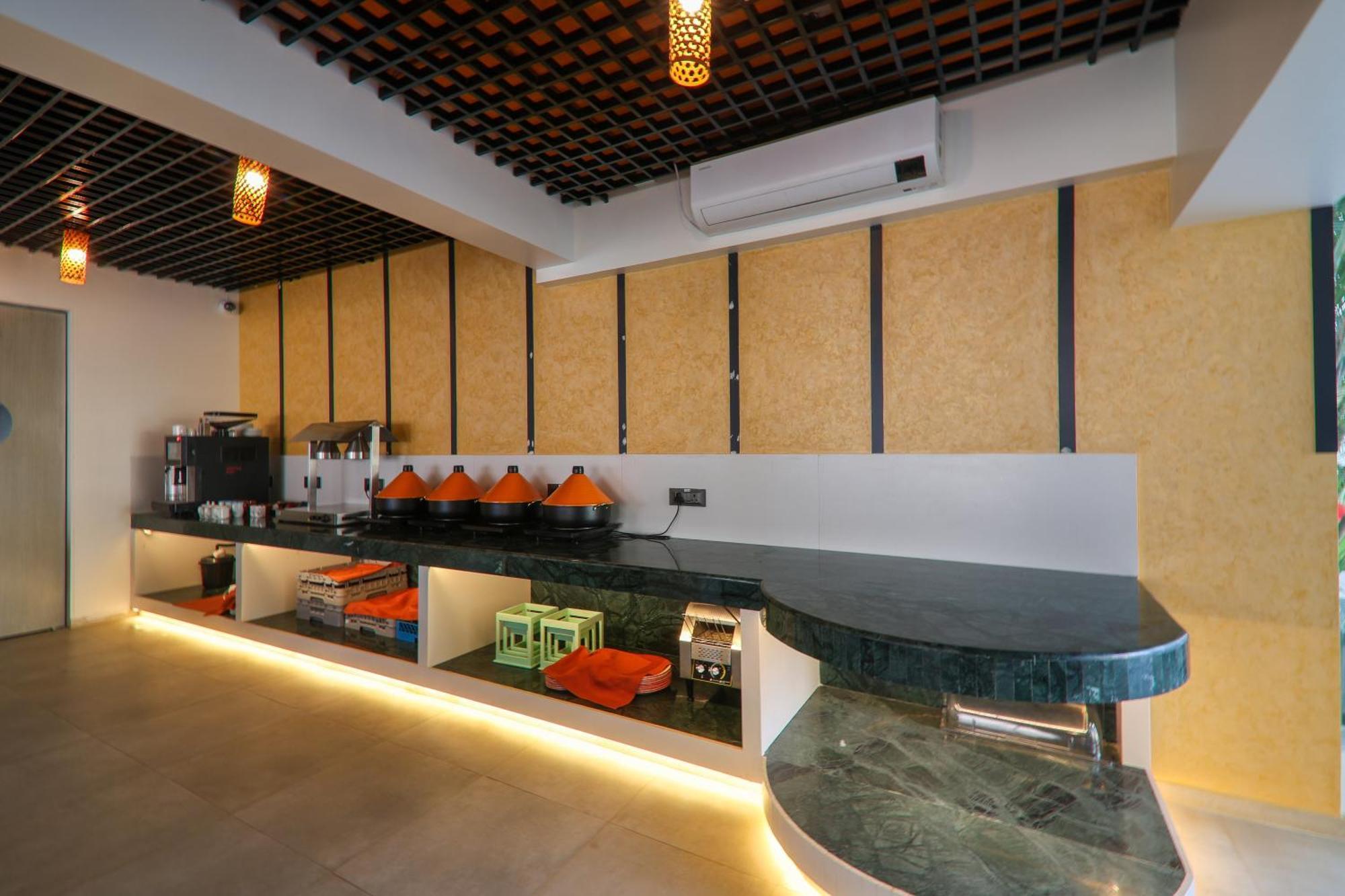 The Orchid Passaros Benaulim Goa Hotel Exterior foto